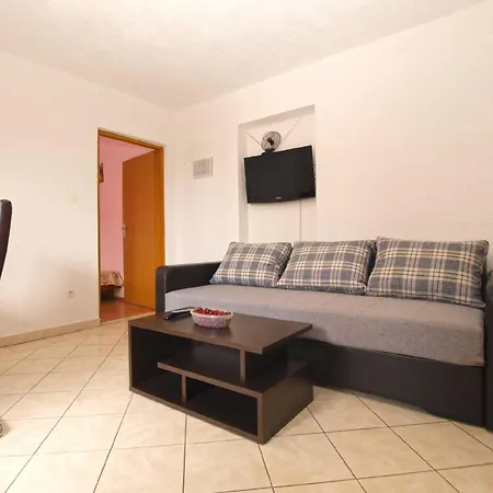 Fuer 5 Personen Ca 50 Qm In Pula, Istrien Istrische Riviera Apartment