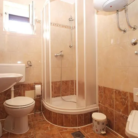 Apartment Fuer 5 Personen Ca 50 Qm In Pula, Istrien Istrische Riviera